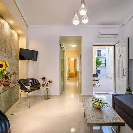 Home In Heart Of Old Town With Sunny Courtyard * Chania (Crete)